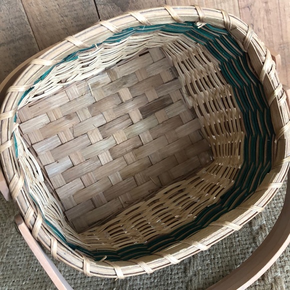 Basket with Handles - Picture 6 of 11
